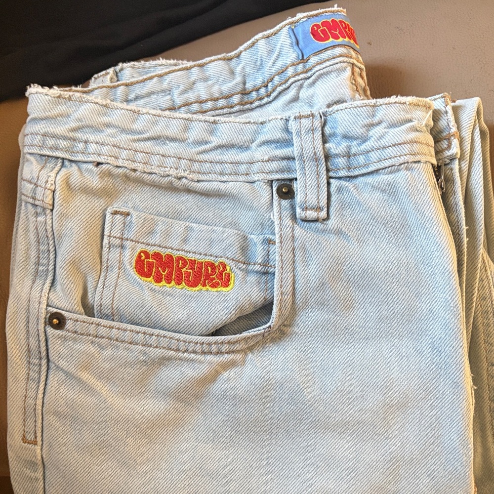 High Rise Light Blue Jeans - Picture 3 of 7